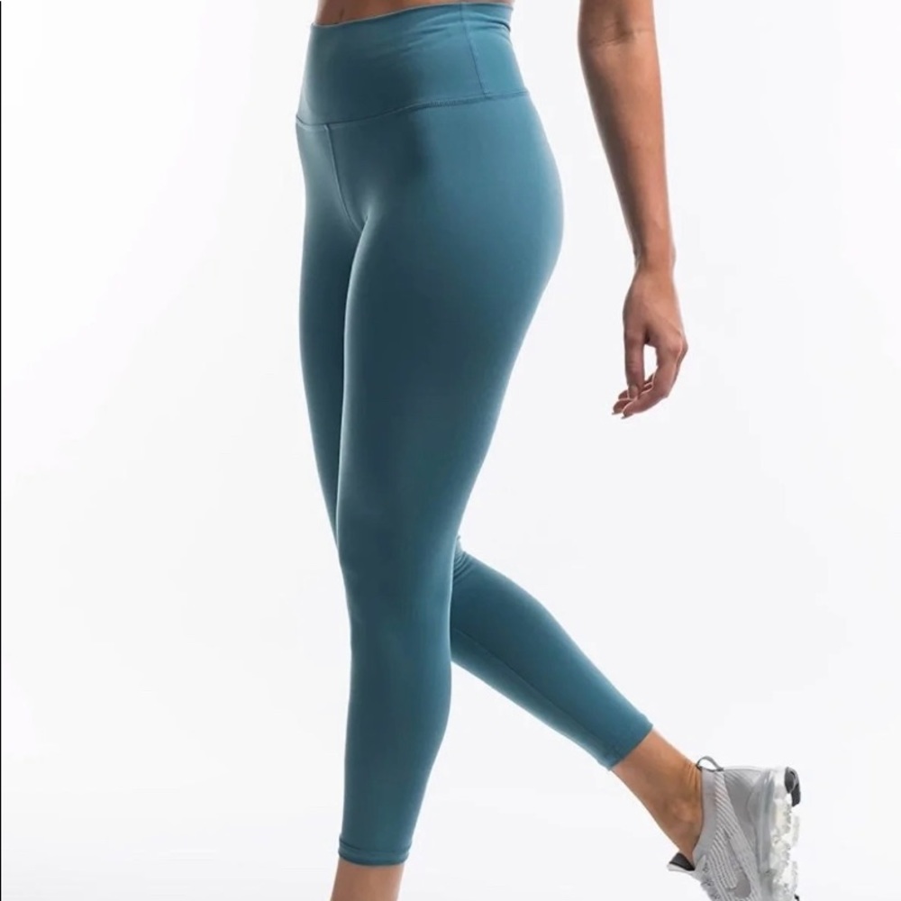 Echt apparel force scrunch leggings